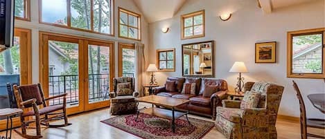 House, Multiple Beds (Aspen Ridge 32) | Living area | TV, fireplace