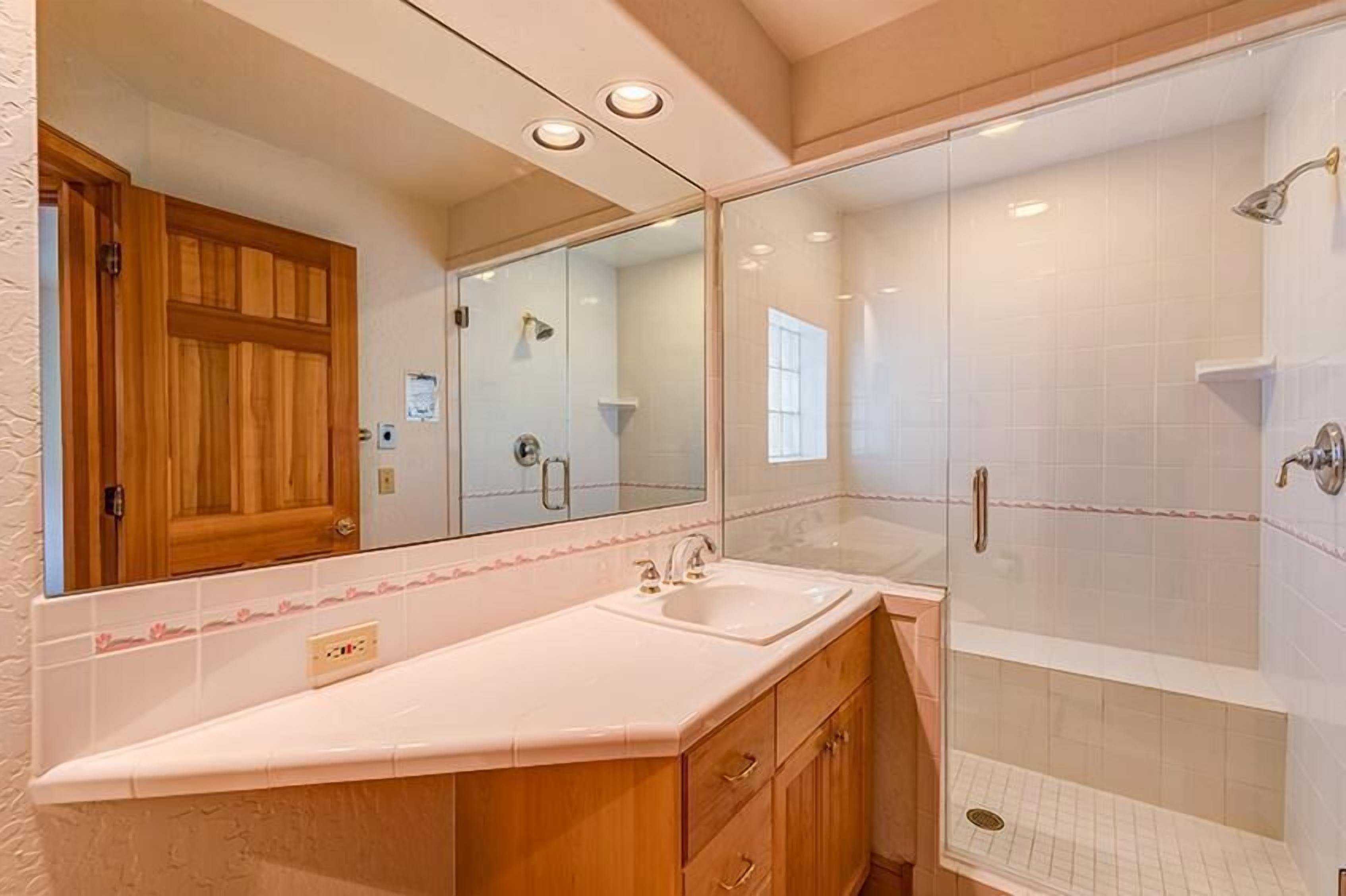 Hus, flere senger (Aspen Ridge 32) | Bad | Håndklær