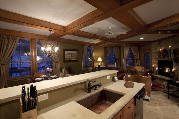 Condo, Multiple Beds (Palmyra 3F) | Private kitchen