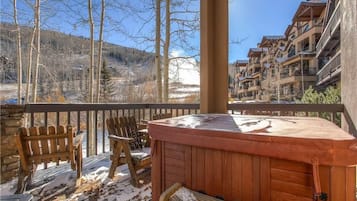 Condo, Multiple Beds (Kayenta 4) | Outdoor spa tub