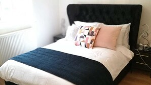 Apartment, 2 Bedrooms - Exquisite Luxury One Stop London Bridge. (London)