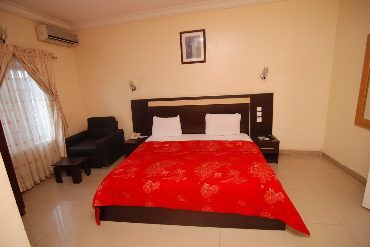 Exclusive Double Room, 1 Double Bed | Premium bedding, desk, free WiFi