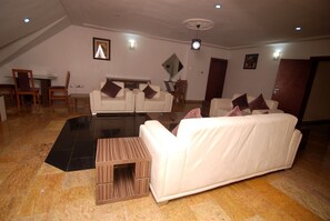 Free WiFi - The Grosvenor Suite (Abuja)