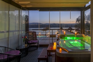 Colchones con efecto memoria y minibar 