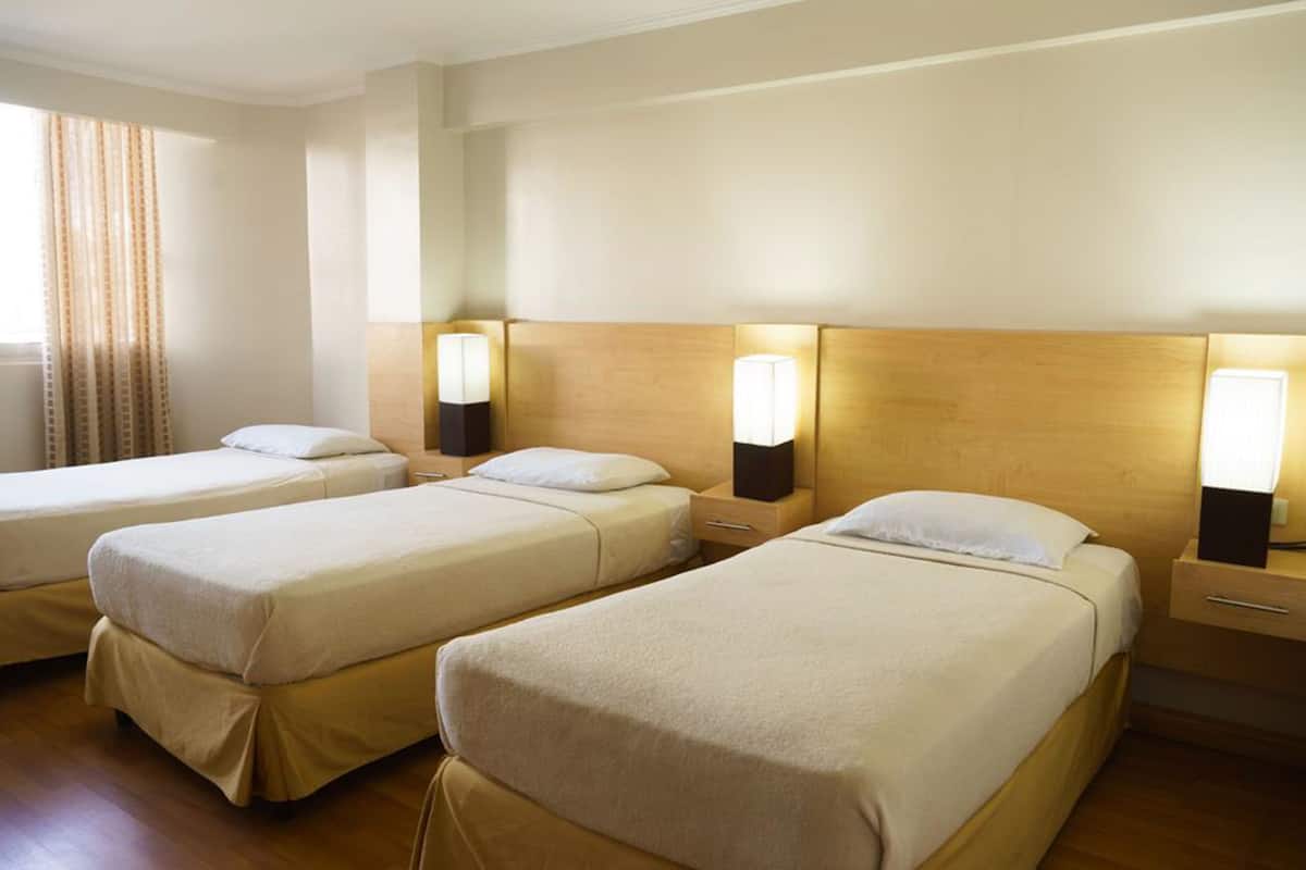 Standard Triple Room, Non Smoking (1 Double and 1 Twin Bed) | Minibar, in-room safe, desk, free WiFi