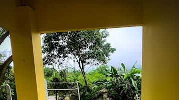 Bungalow Confort, varias camas, para no fumadores | Terraza o patio