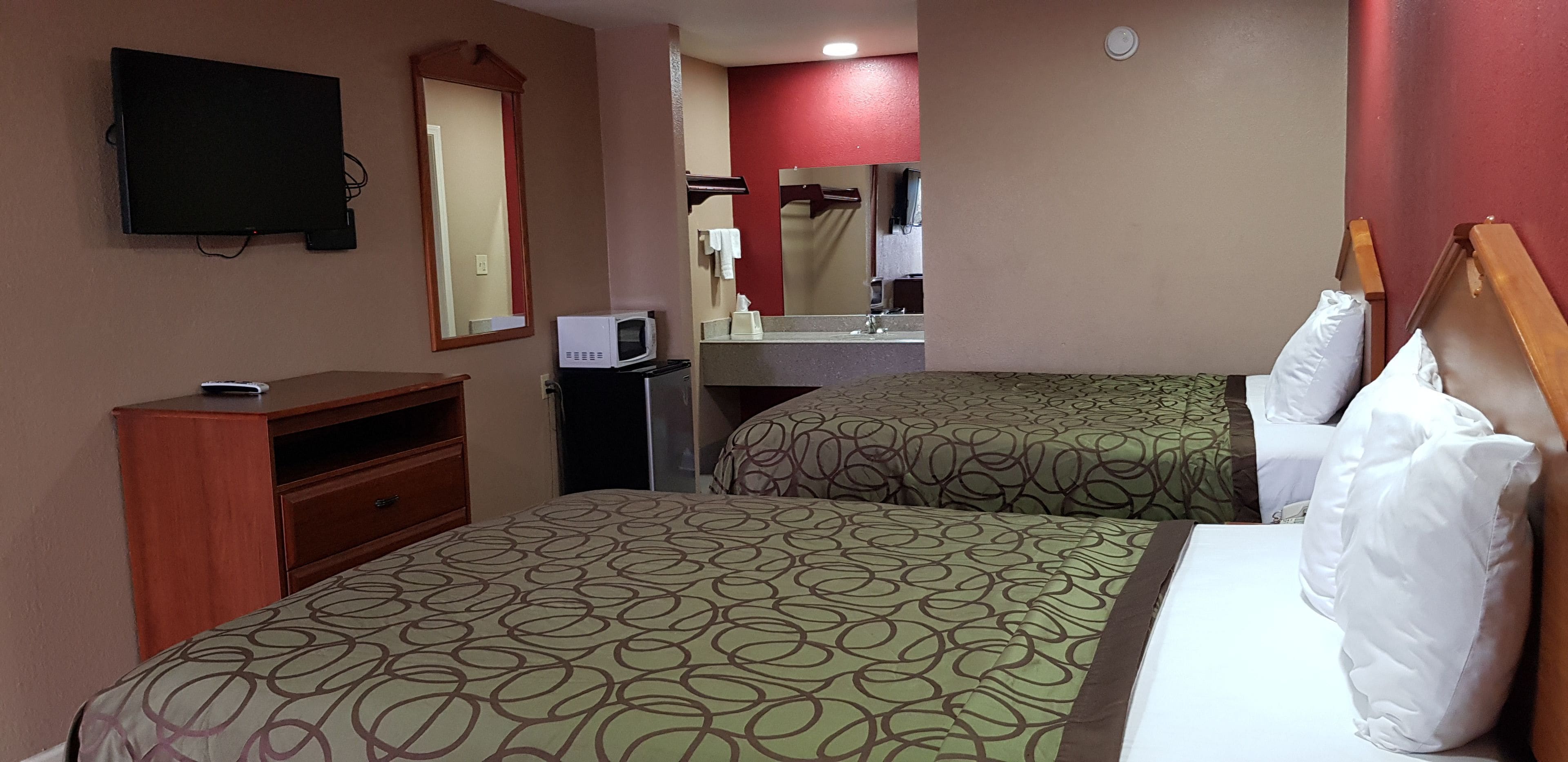 Habitación estándar, 2 camas de matrimonio, no fumadores | Vistas desde la habitación