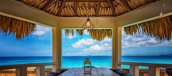 Exceptional oceanfront villa with direct private access to the Caribbean Sea