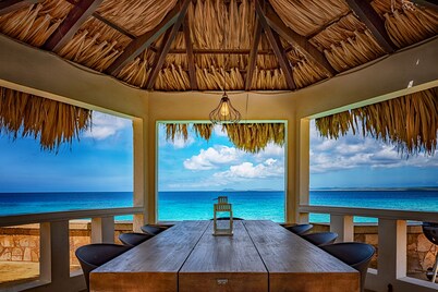Exceptional oceanfront villa with direct private access to the Caribbean Sea