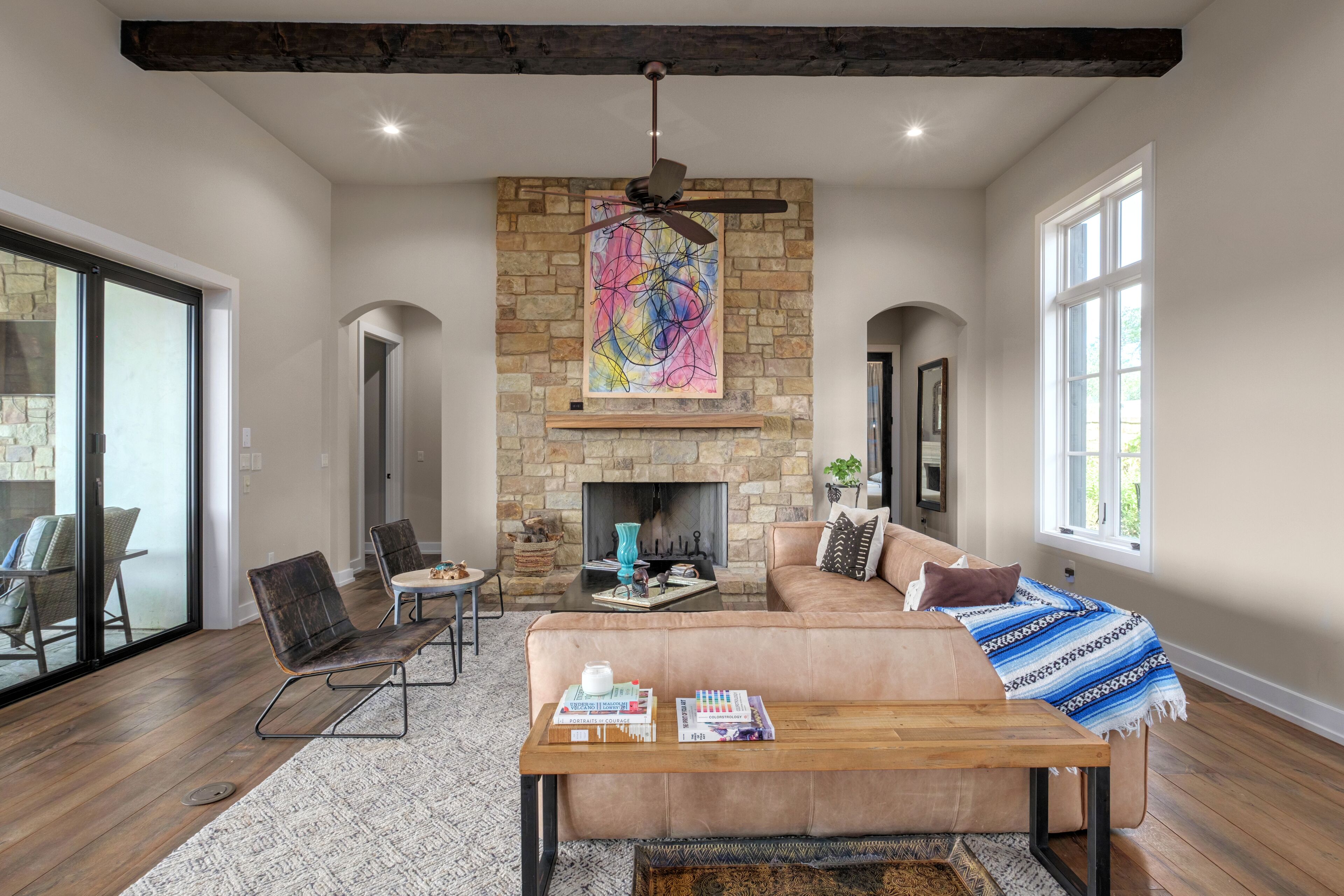 Smart-TV, peis, Netflix og DVD-spiller