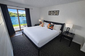 2 habitaciones, escritorio, tabla de planchar con plancha y wifi gratis 