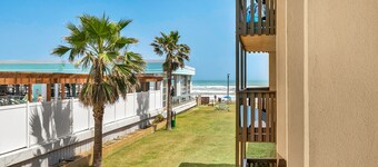 "BEACH VIEW CONDO"......Newly Remodeled & Decorated...Steps from Beach