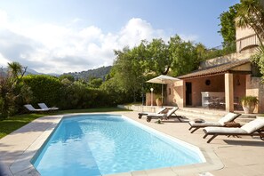 Outdoor pool, a heated pool - Luxury Provencal villa with heated pool and gym in St Paul (Saint-Paul-De-Vence)