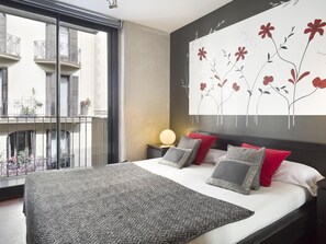 2 bedrooms, in-room safe, iron/ironing board, travel crib