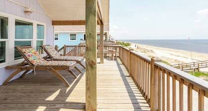 BEACH FRONT with panoramic views of the Gulf Coast.