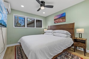 1 soverom, strykejern/-brett, wi-fi (inkludert) og sengetøy