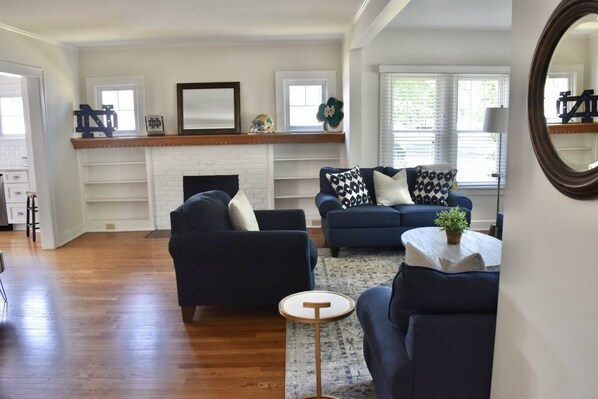 Smart-TV, peis og stereoanlegg