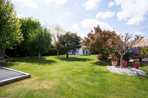 Property grounds - Large air-conditioned house (10 people) in large enclosed wooded grounds, heated swimming pool (Biscarrosse)