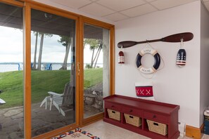 Interior - Luxury Lakefront Getaway (Grand Isle)