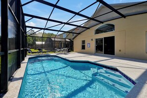 Et oppvarmet basseng