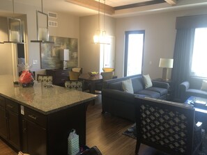 Interior - Wyndham1Bedroom Presidential suite 2105 Frostwood Blvd Park City Utah (Park City)