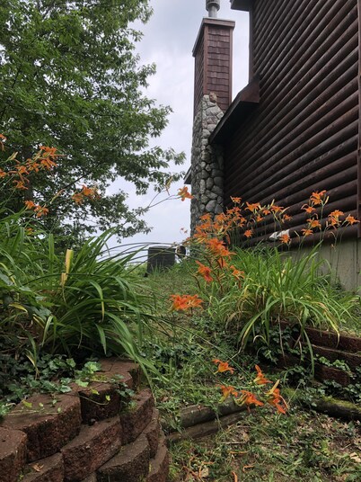 Golden Dunes Luxury Log Home Overlooking Lake Michigan