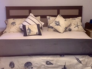 1 bedroom, Internet, bed sheets