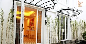 Exterior - LiLiHomes Thao Dien (Ho Chi Minh City)