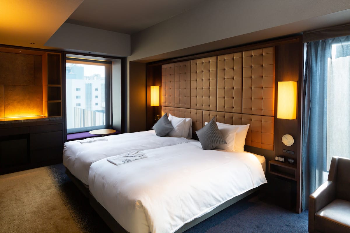 In-room safe, free WiFi, bed sheets