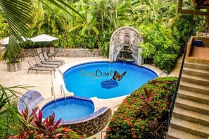 Hồ bơi ngoài trời, mở cửa từ 8:00 đến 20:00, dù/ô trên bãi biển/hồ bơi 