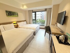 In-room safe, desk, free WiFi, bed sheets