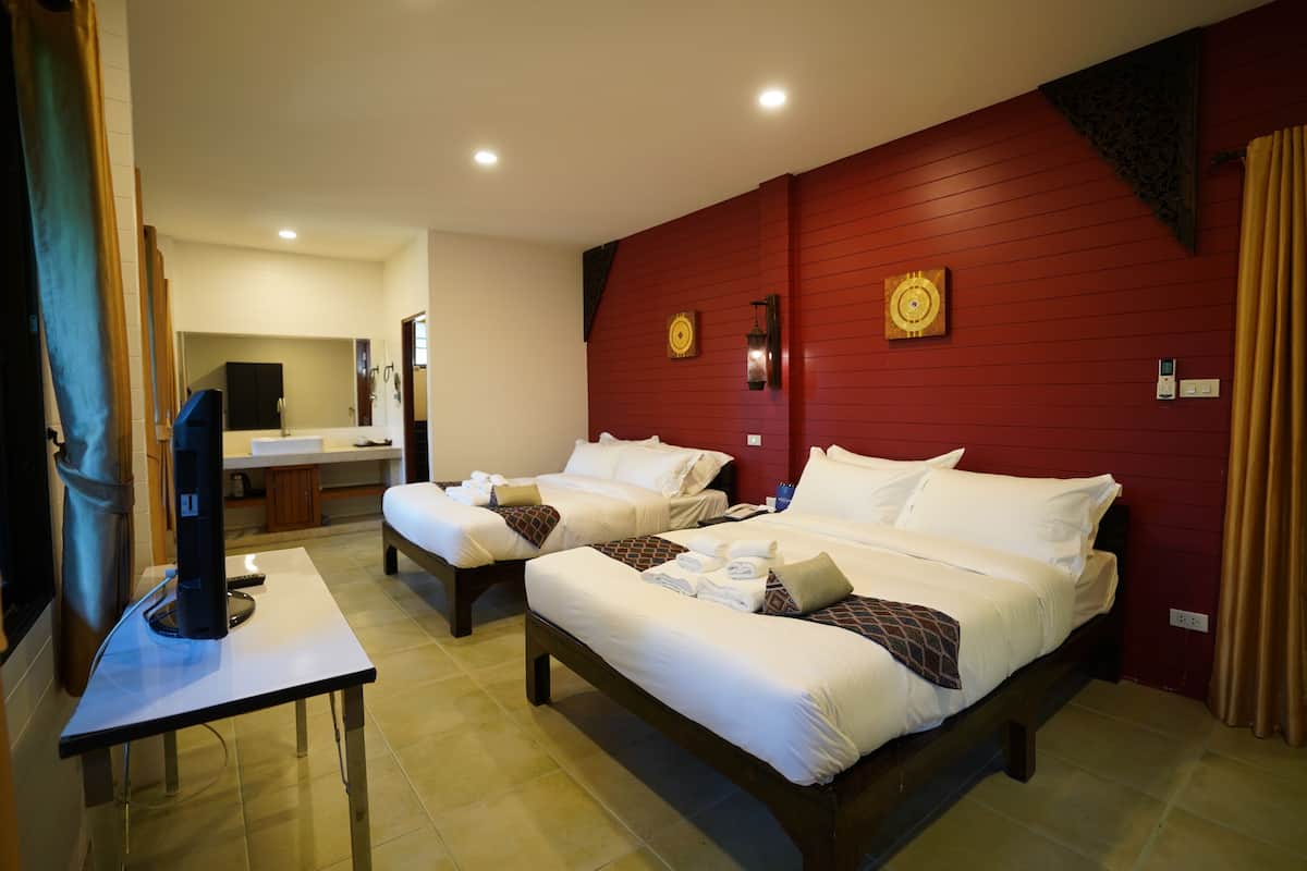 Standard Quadruple Bungalow | WiFi (free)