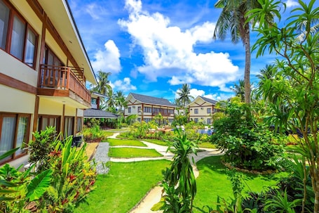 Property grounds. Retreat Siargao Resort