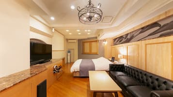 华丽双人房 | 迷你吧、免费 WiFi