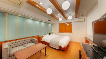 Standard Double Room | Minibar, free WiFi