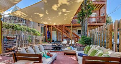 Perfect for Business or Pleasure! Renovated Dwtwn Loft - Walk to Dining, Desk w/ Printer
