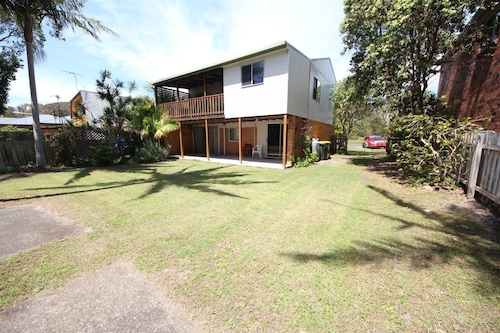 Large holiday home opposite the creek with plenty of room for all the family