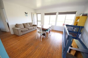 Interior - Large holiday home opposite the creek with plenty of room for all the family (Hat Head)