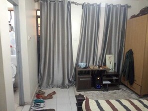 2 chambres, fer et planche à repasser, accès Internet