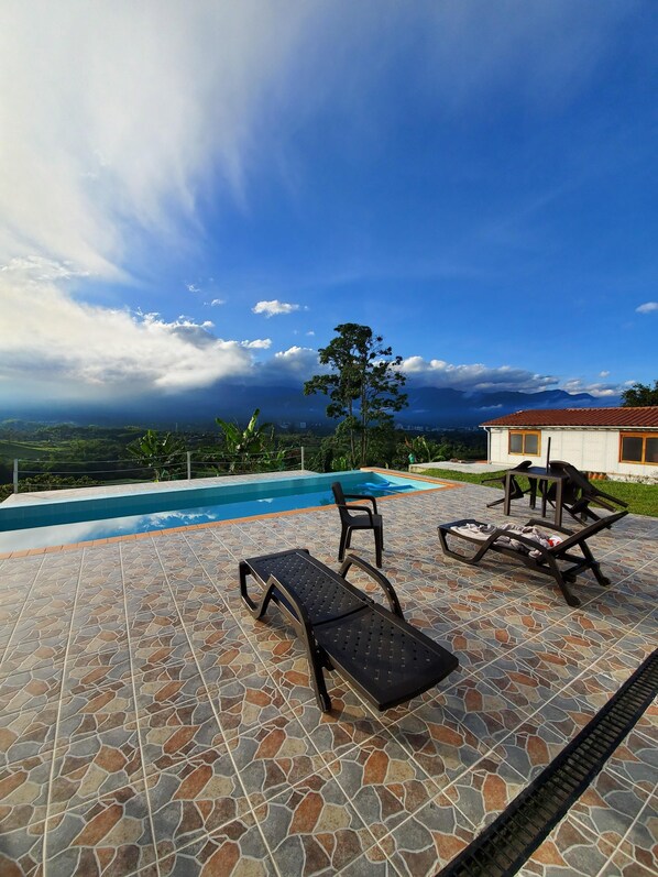 Outdoor pool, an infinity pool