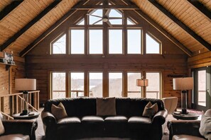 TV, fireplace, Netflix, Hulu