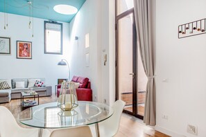 Apartment, 2 Bedrooms | In-room dining - Via della Scala Apartment (Rome)