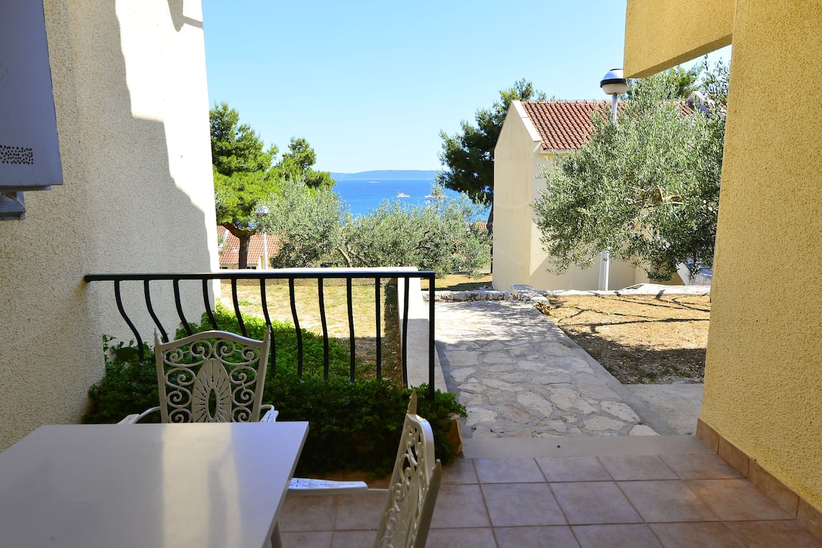 Economy Apartment, 1 Bedroom | Terrace/patio