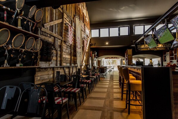 5 bars-salons, brasserie, bar à cocktail
