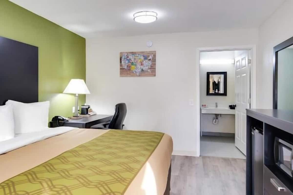 Premium bedding, soundproofing, free WiFi, bed sheets