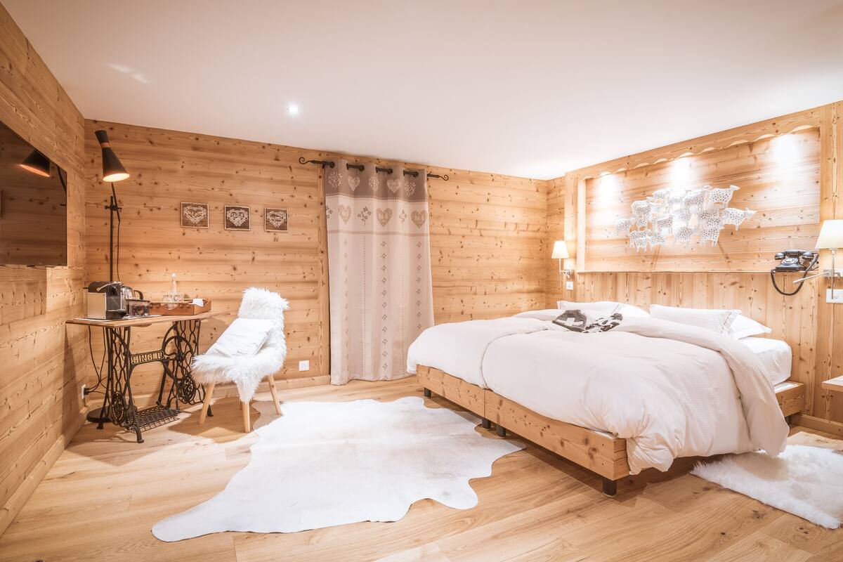 ห้องซูพีเรียดับเบิล, วิวภูเขา (Lifestyle) | เครื่องนอนระดับพรีเมียม, ผ้านวมขนเป็ด, ตู้นิรภัยในห้องพัก