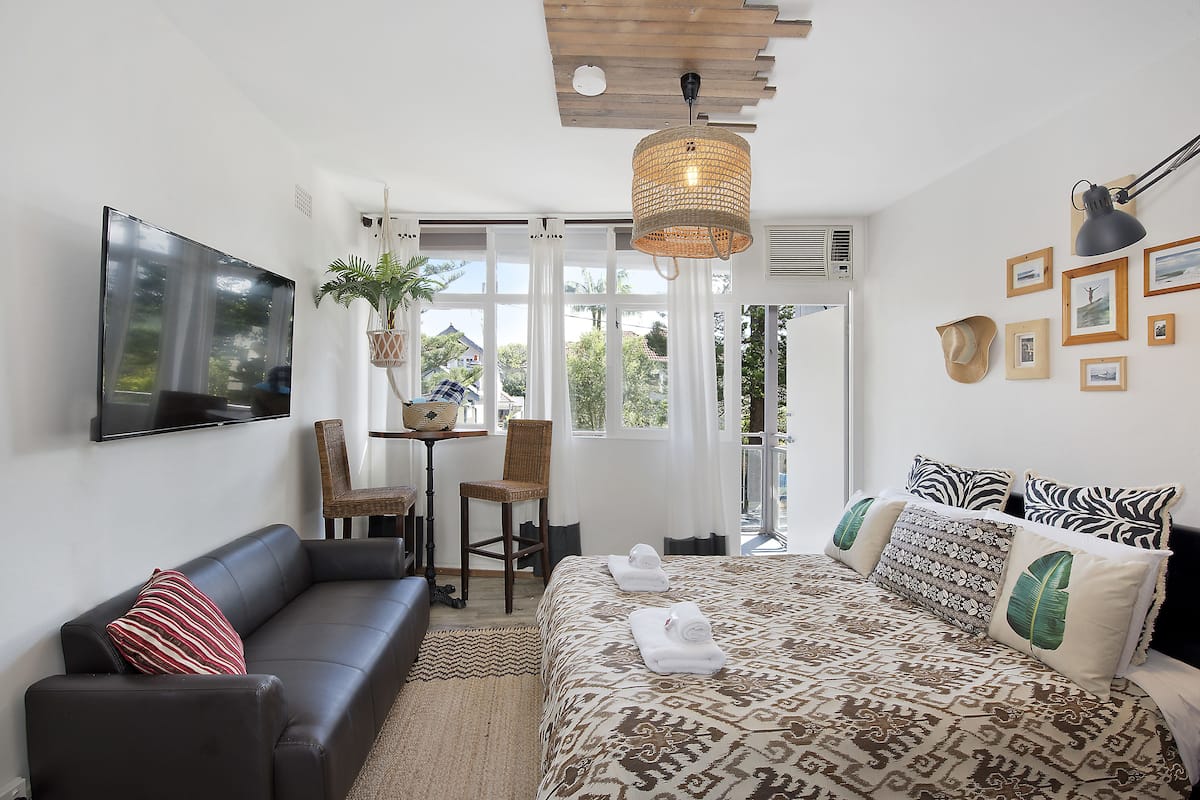 Monolocale comfort (Designer Compact) | 1 camera, minibar, con stile personalizzato, con arredamento individuale