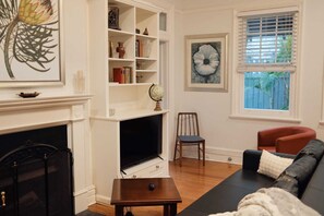 Triple Room, 3 Bedrooms | Living area