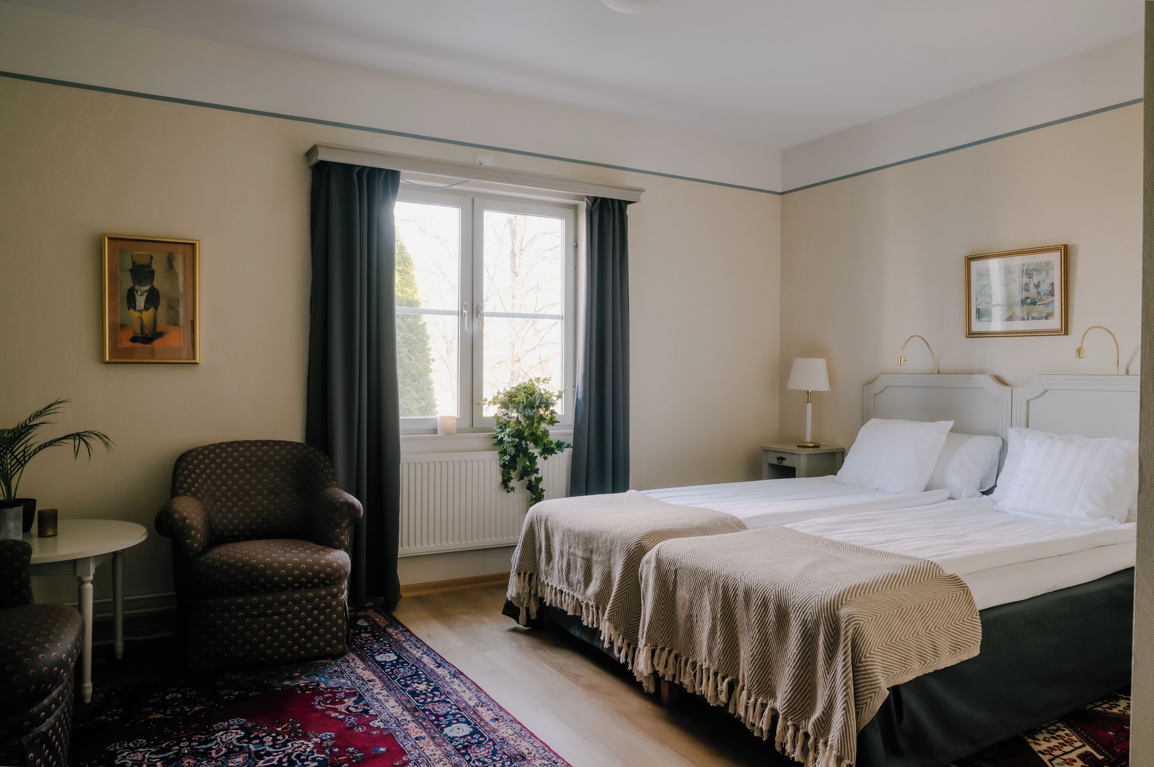 Basic-Doppelzimmer, 2 Einzelbetten | Schreibtisch, schallisolierte Zimmer, Bügeleisen/Bügelbrett