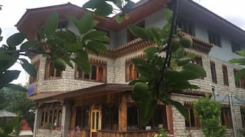 Fachada de la propiedad